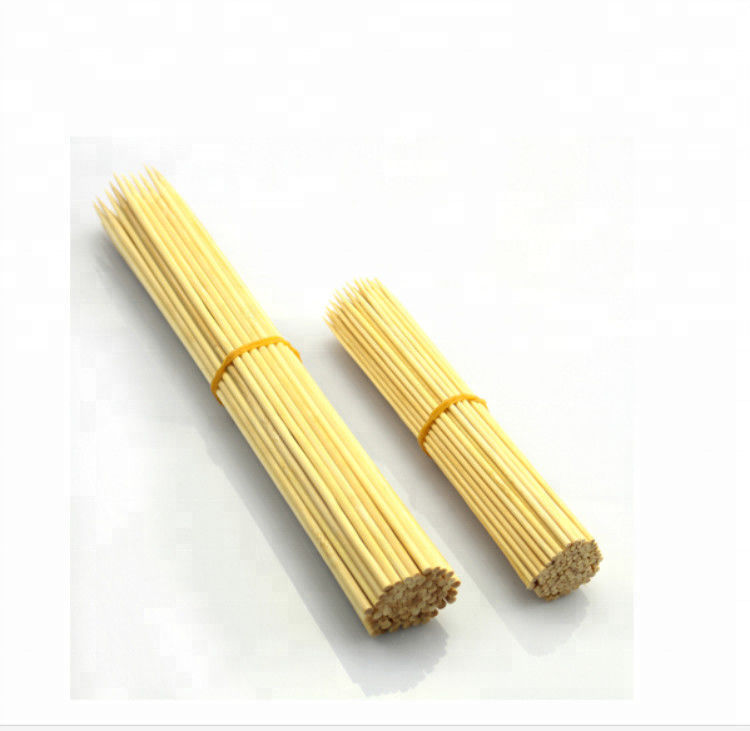 Versatile Bamboo Skewers 6.0mm Diameter 18cm Length Ideal for Appetizers and Desserts
